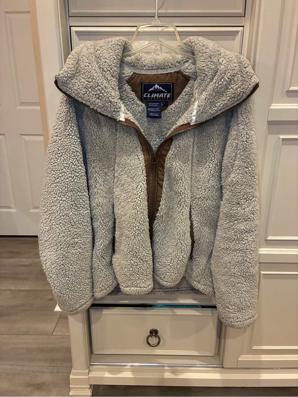 Plush Sherpa Teddy Jacket in Cream with Brown Trim